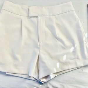 A new day Cream High Waist Women's Shorts